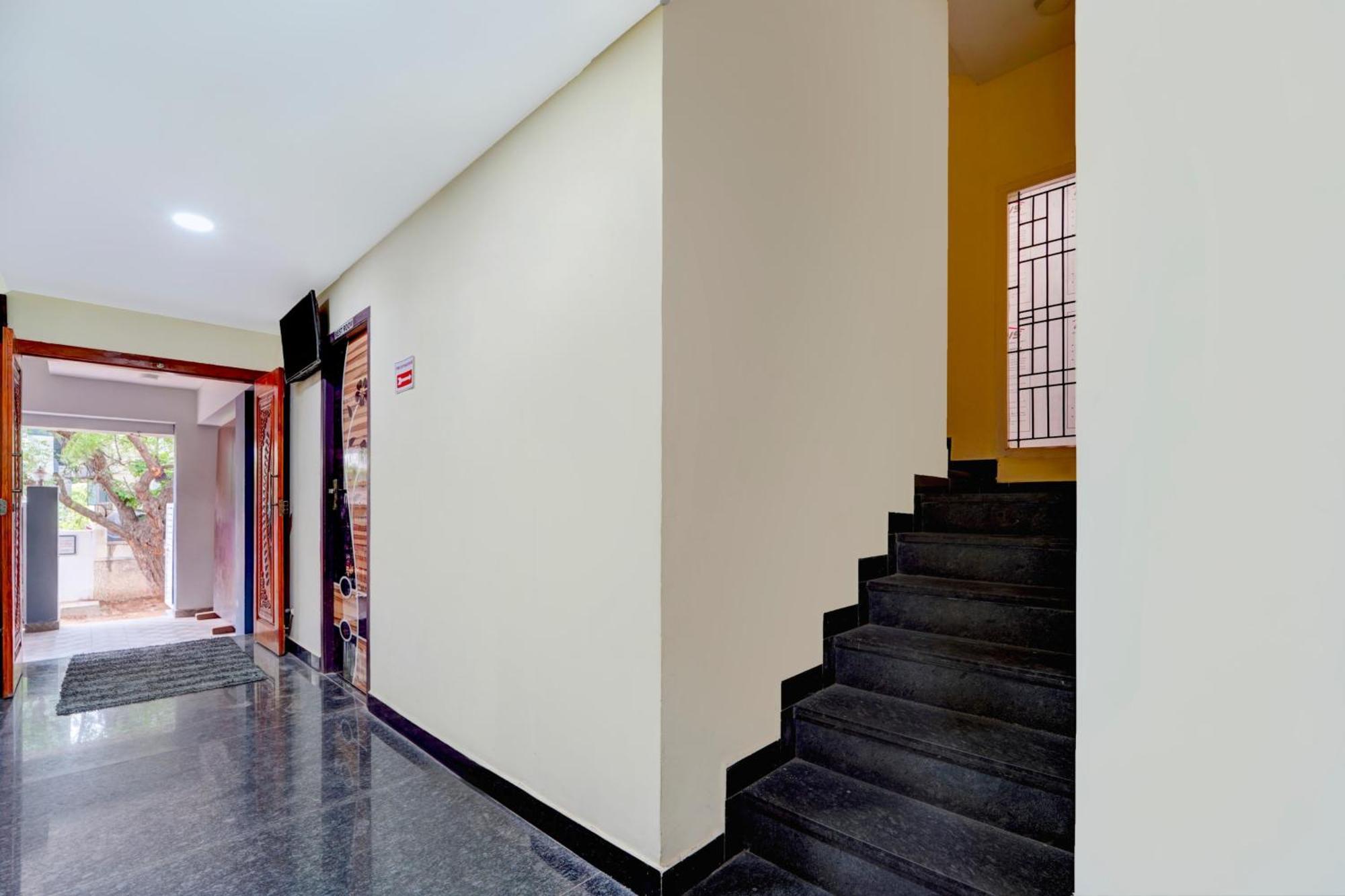 Super Hotel O Madurai Near Bus Stand Tallākulam Εξωτερικό φωτογραφία